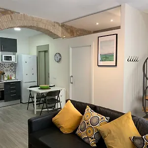 Pintor Massanet - Casa De Piedra Adaptada En Lescala L' Escala